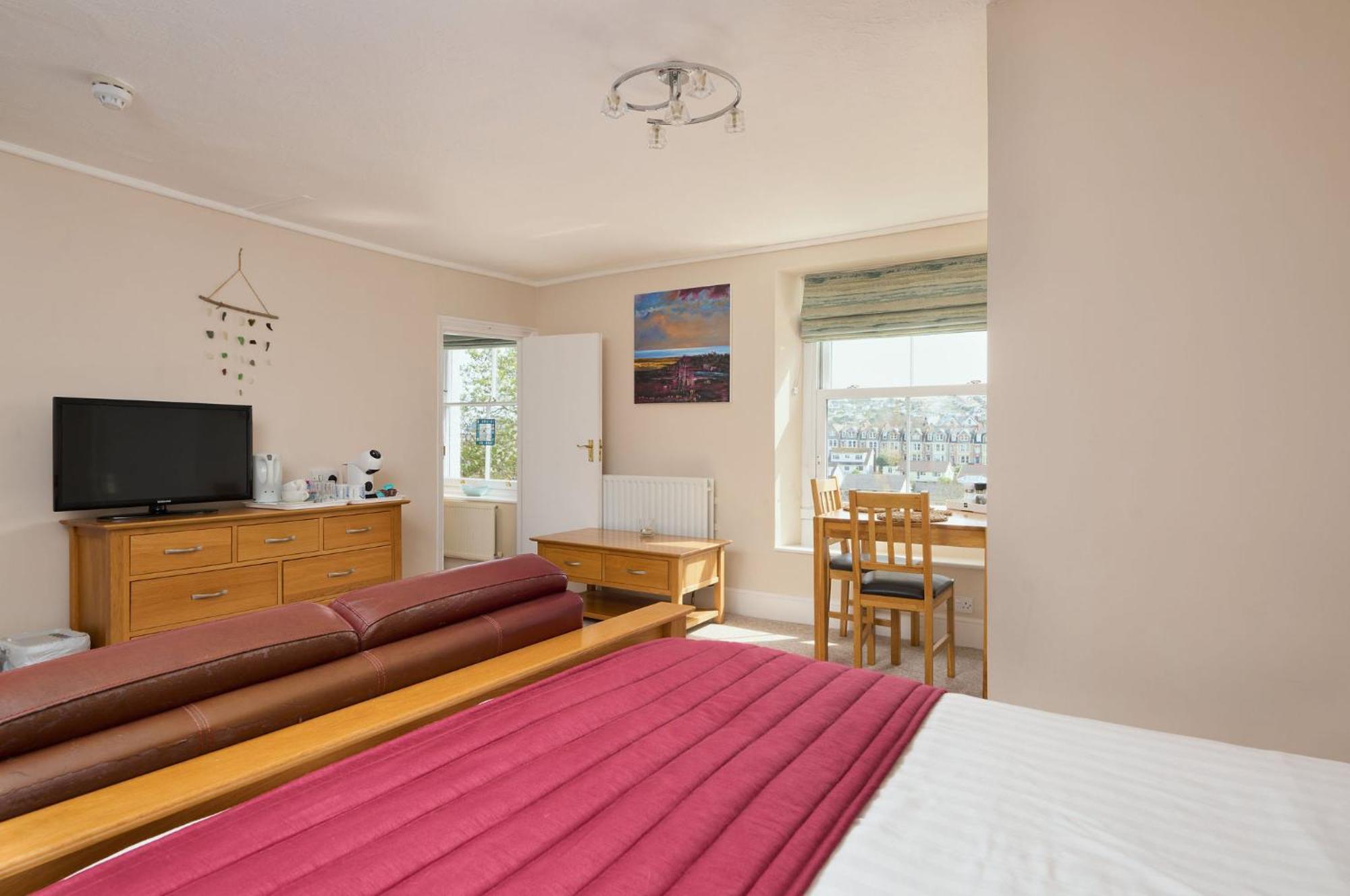 Epchris House Hotel Илфракомб Екстериор снимка