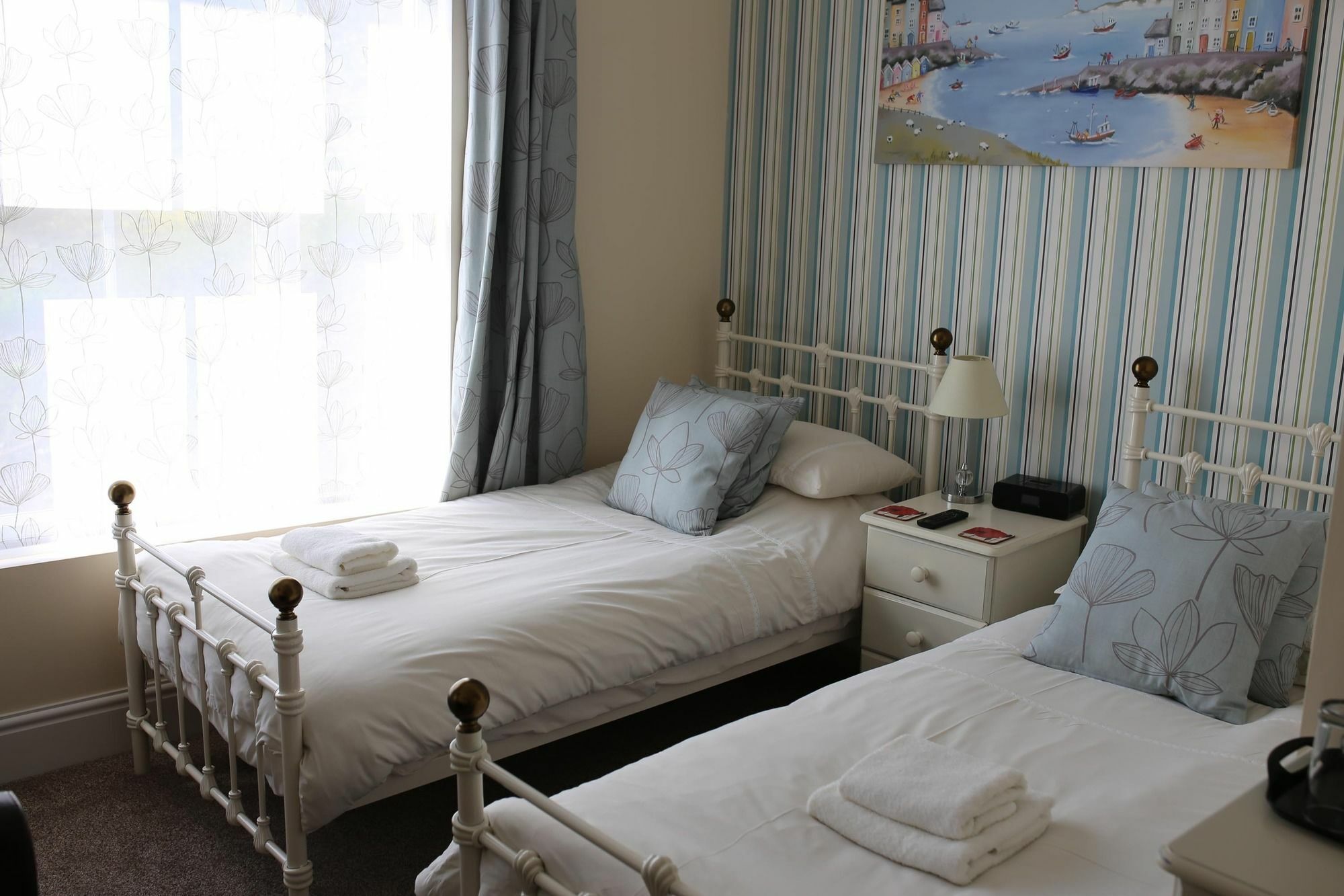 Epchris House Hotel Илфракомб Екстериор снимка