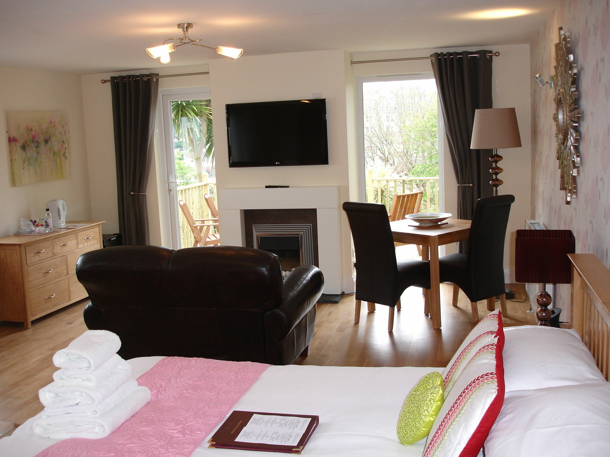 Epchris House Hotel Илфракомб Екстериор снимка